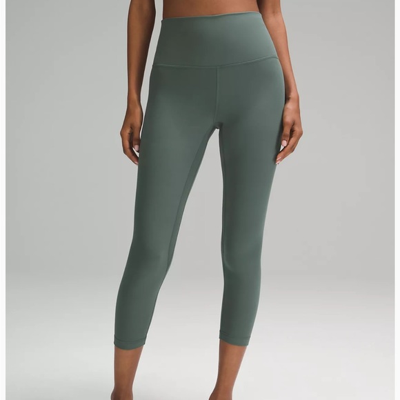 lululemon athletica Pants - Lululemon Align High-Rise Crop 21 inch Dark Forest Green Size 6